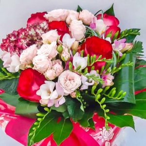 Bouquet Rose Fresia e Ortensia