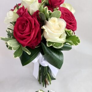 Bouquet sposa " Amore rosso e bianco"